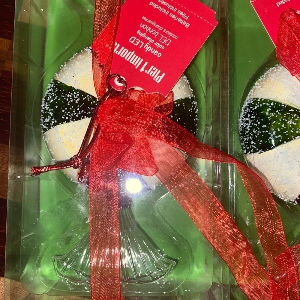 2 Pier 1 LED Del bonbon Peppermint Candy Light Up Ornaments Red White Green 6.5”